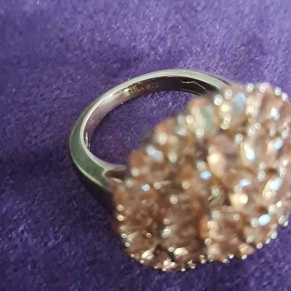 Premium Viceroy Spessartine Garnet Cluster Style Ring. - Picture 6 of 6